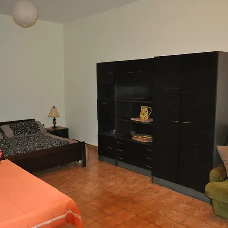 Apartment Punta Ruzmarin Selca (Brac)