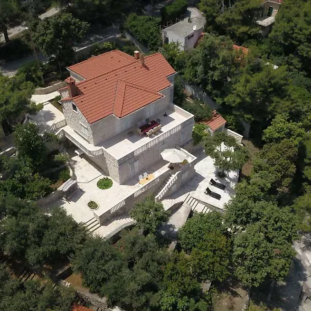 Apartment Punta Ruzmarin