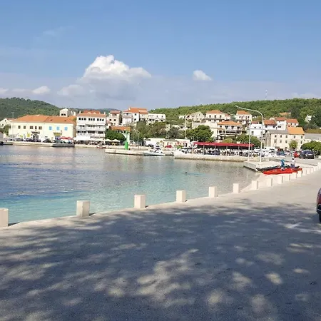 Punta Ruzmarin Selca (Brac)